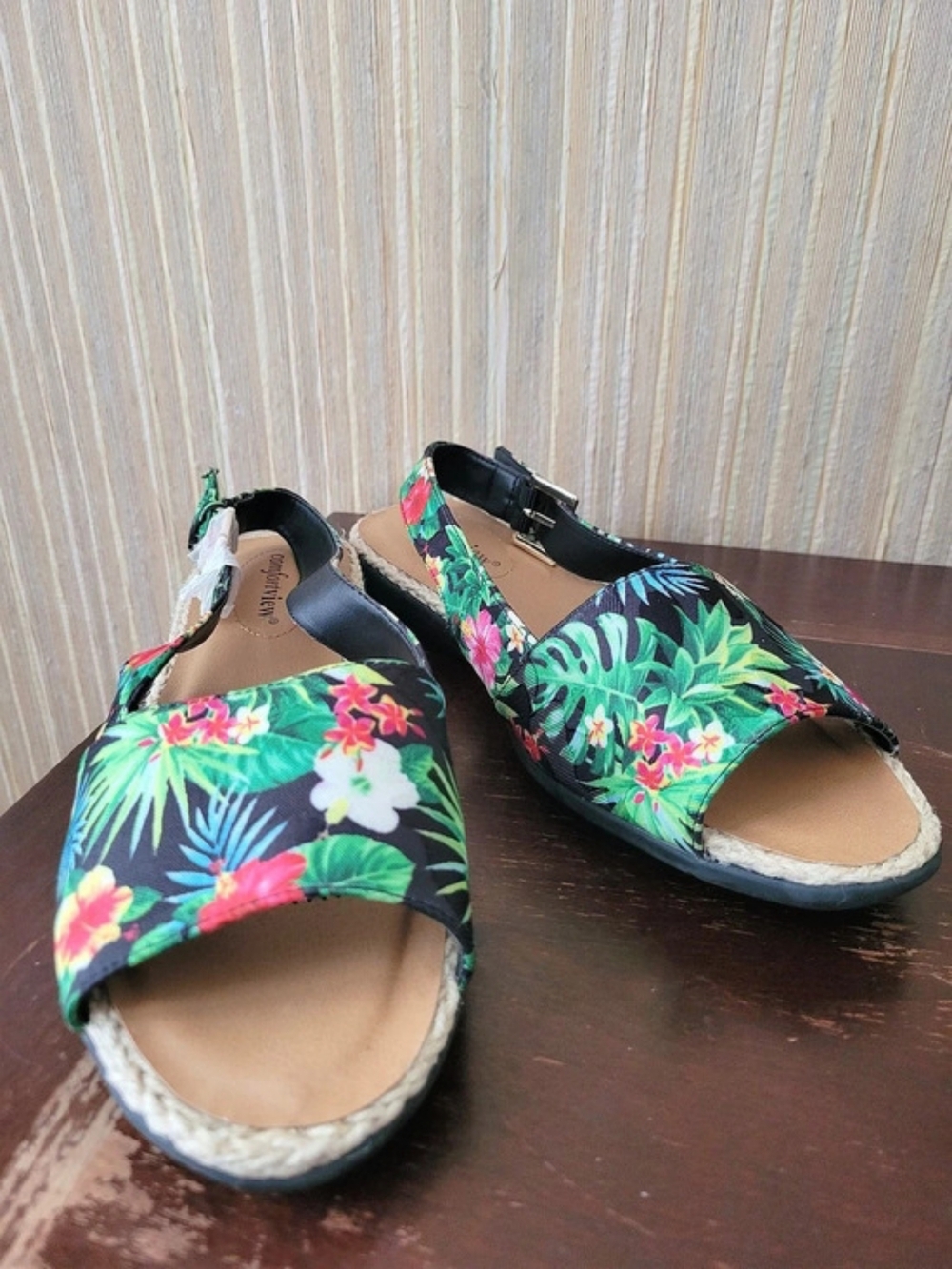 Comfortview Adele Floral Espadrille Sandals in Black & Green US 9W NWOT